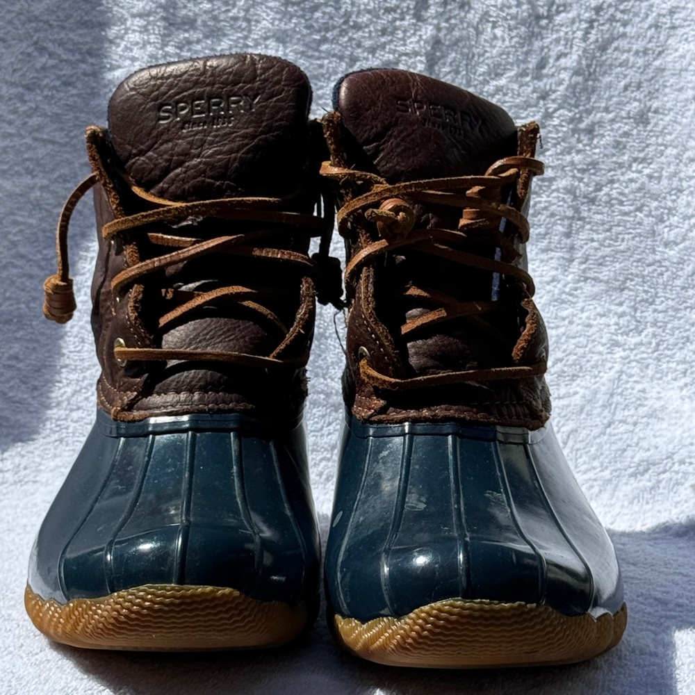 Sperry Women's Saltwater Emboss Boots